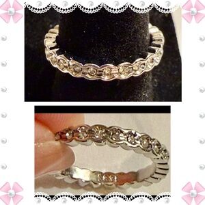 Ring - sz 7.75 S925 st silver with clear crystals - new! Dainty - classic. BOGO